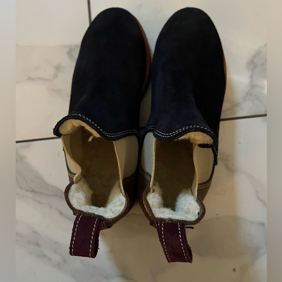 PENELOPE CHILVERS color-blocked pull up shearling suede ankle booties - Picture 2 of 11